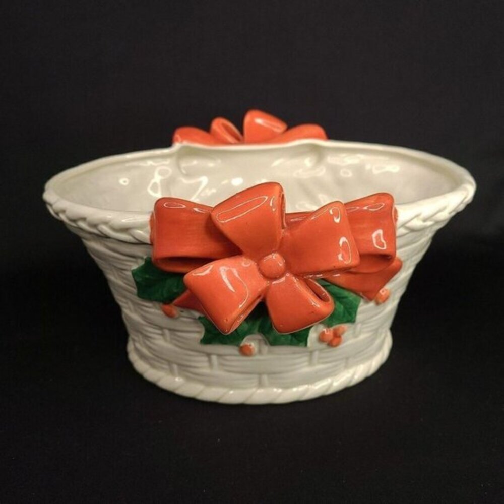 Fitz and Floyd Christmas Bowl Oval Basket Weave Centerpiece Dish 1986 Vtg READ